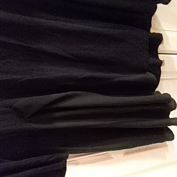 🎃🎃Forever 21 2X Black Skater Dress: see photos please🎃🎃 - Picture 3 of 6
